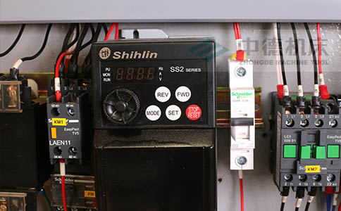 ZDS-432臺灣高品質變頻器，更低頻更節能，快速定位.jpg